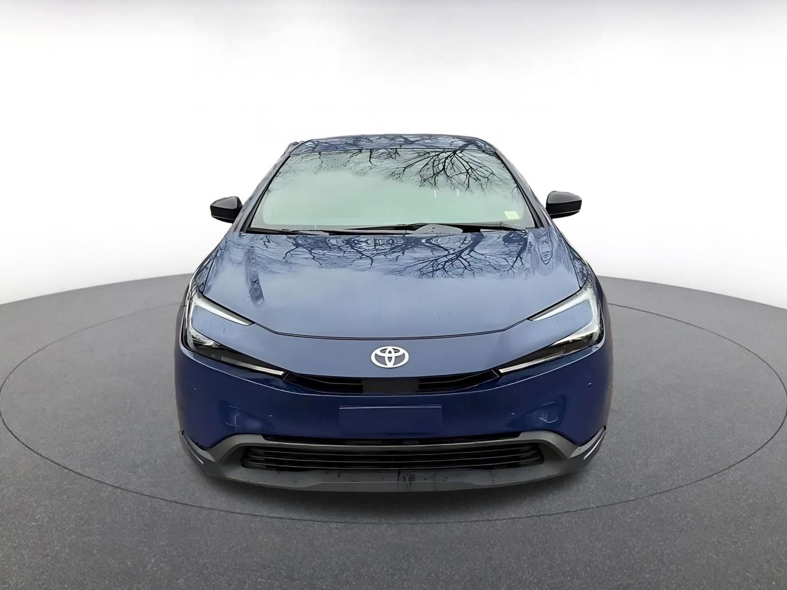 Thumbnail: 2025 Toyota Prius - 4