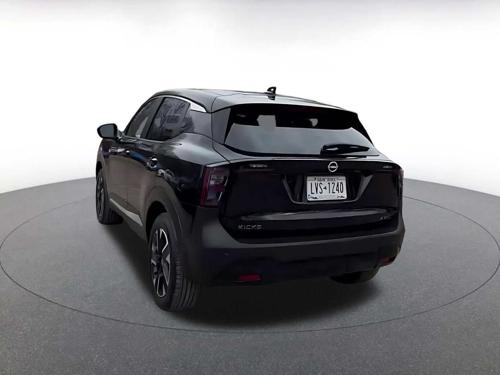 Thumbnail: 2025 Nissan Kicks - 11