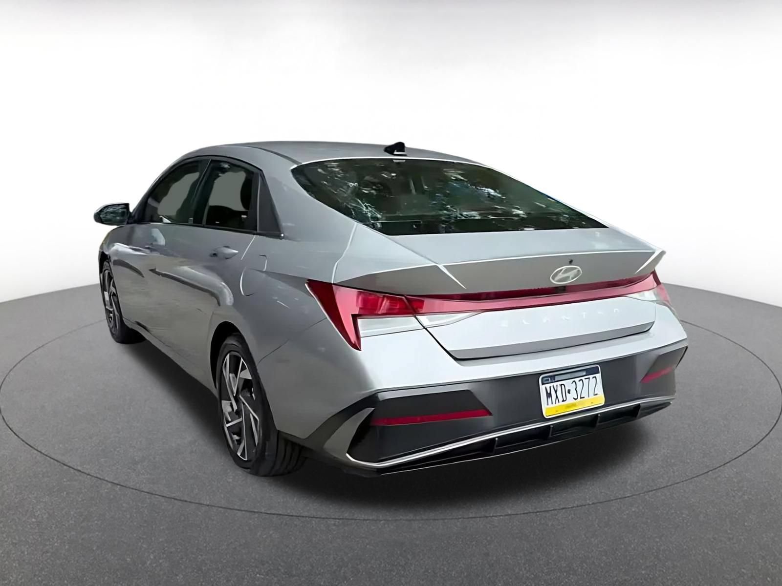 Thumbnail: 2025 Hyundai Elantra - 12