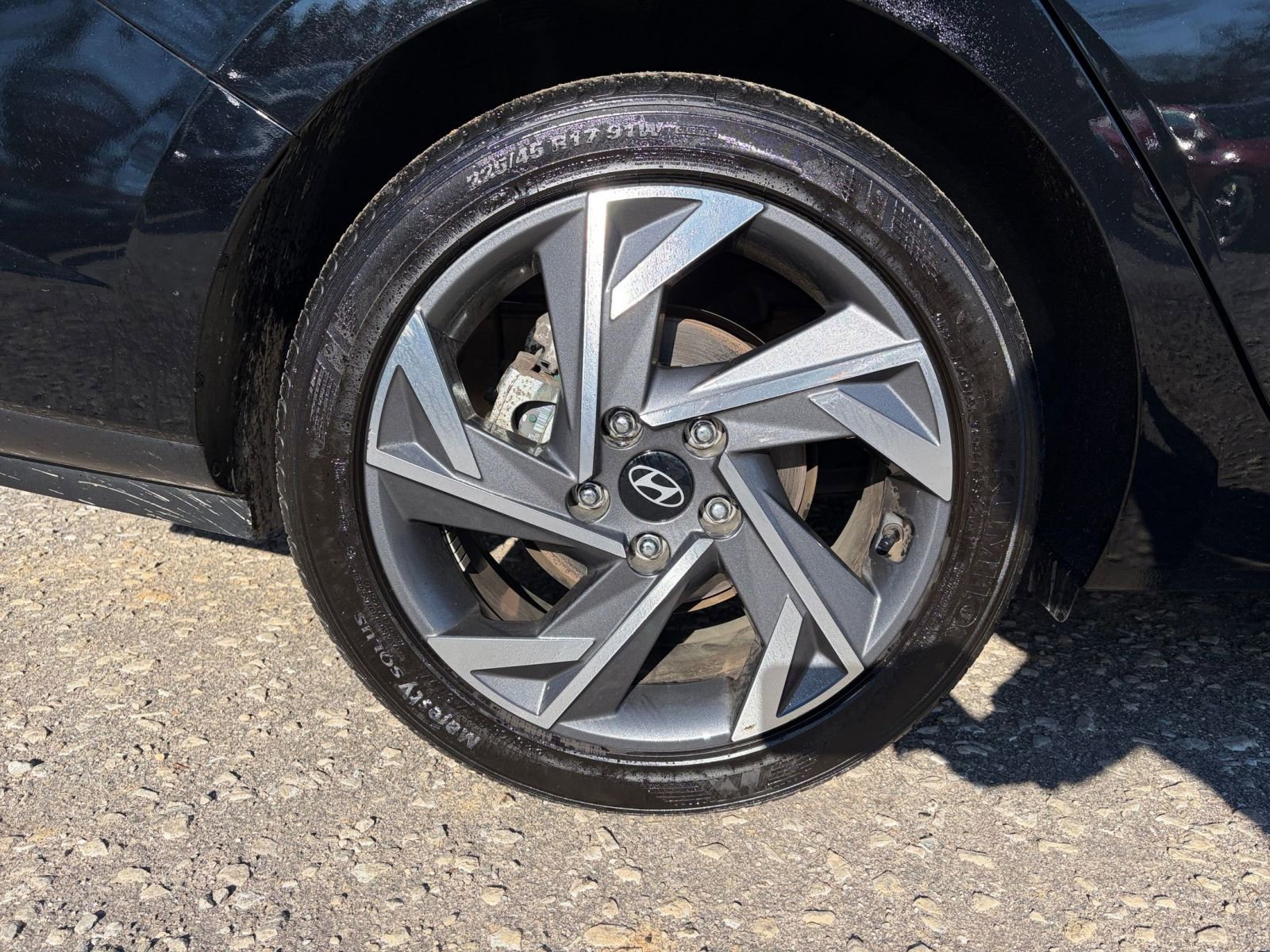 Thumbnail: 2025 Hyundai Elantra - 29