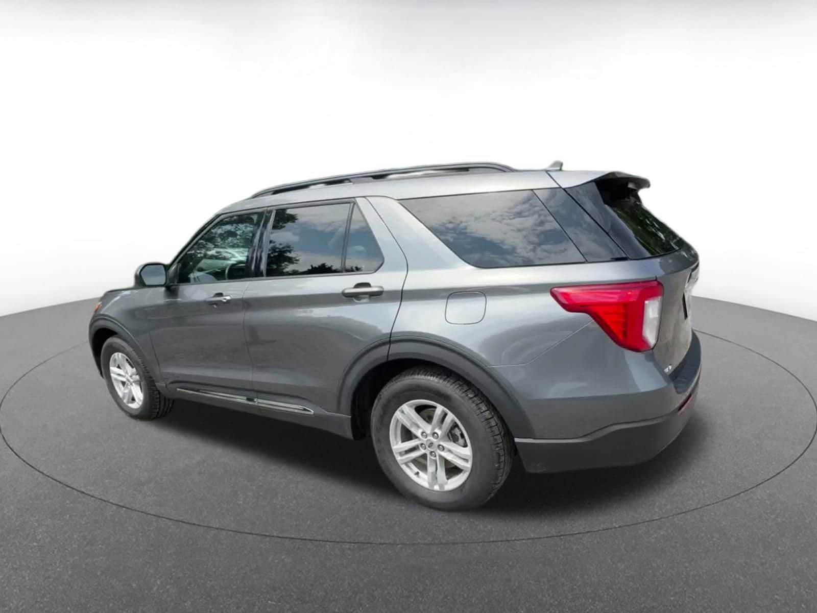 Thumbnail: 2024 Ford Explorer - 10