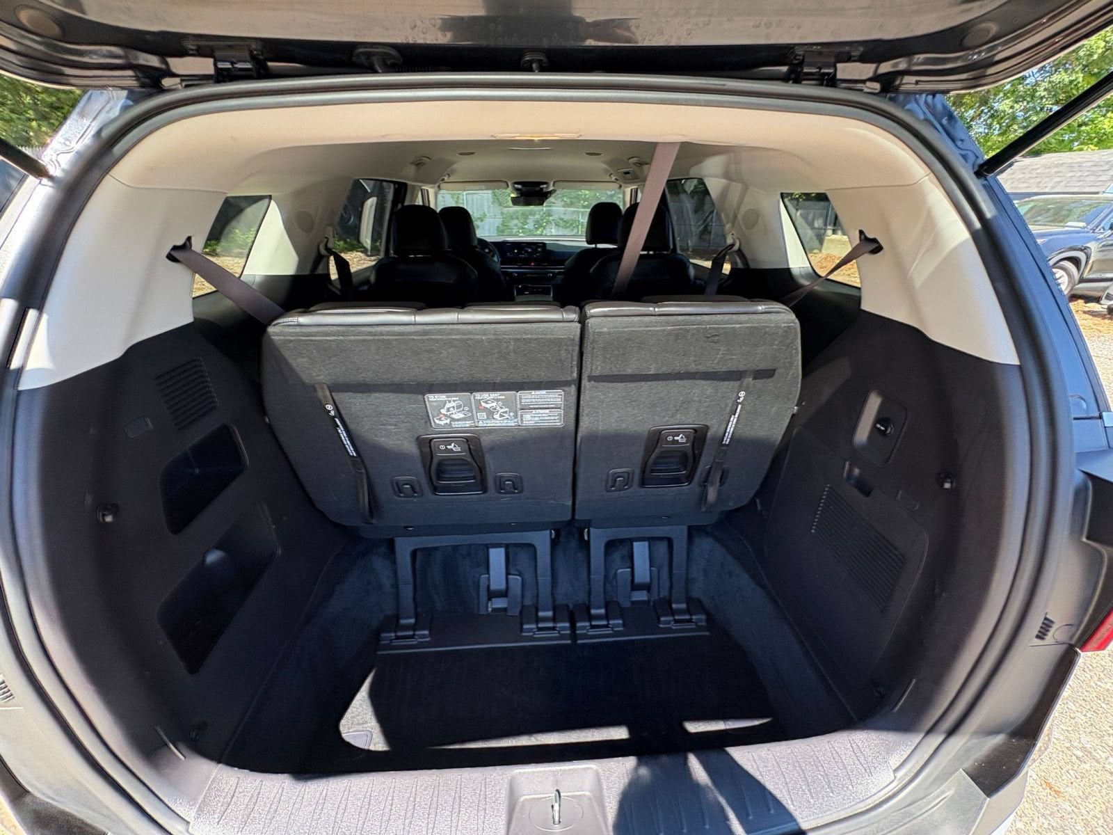 Thumbnail: 2026 Kia Carnival - 31