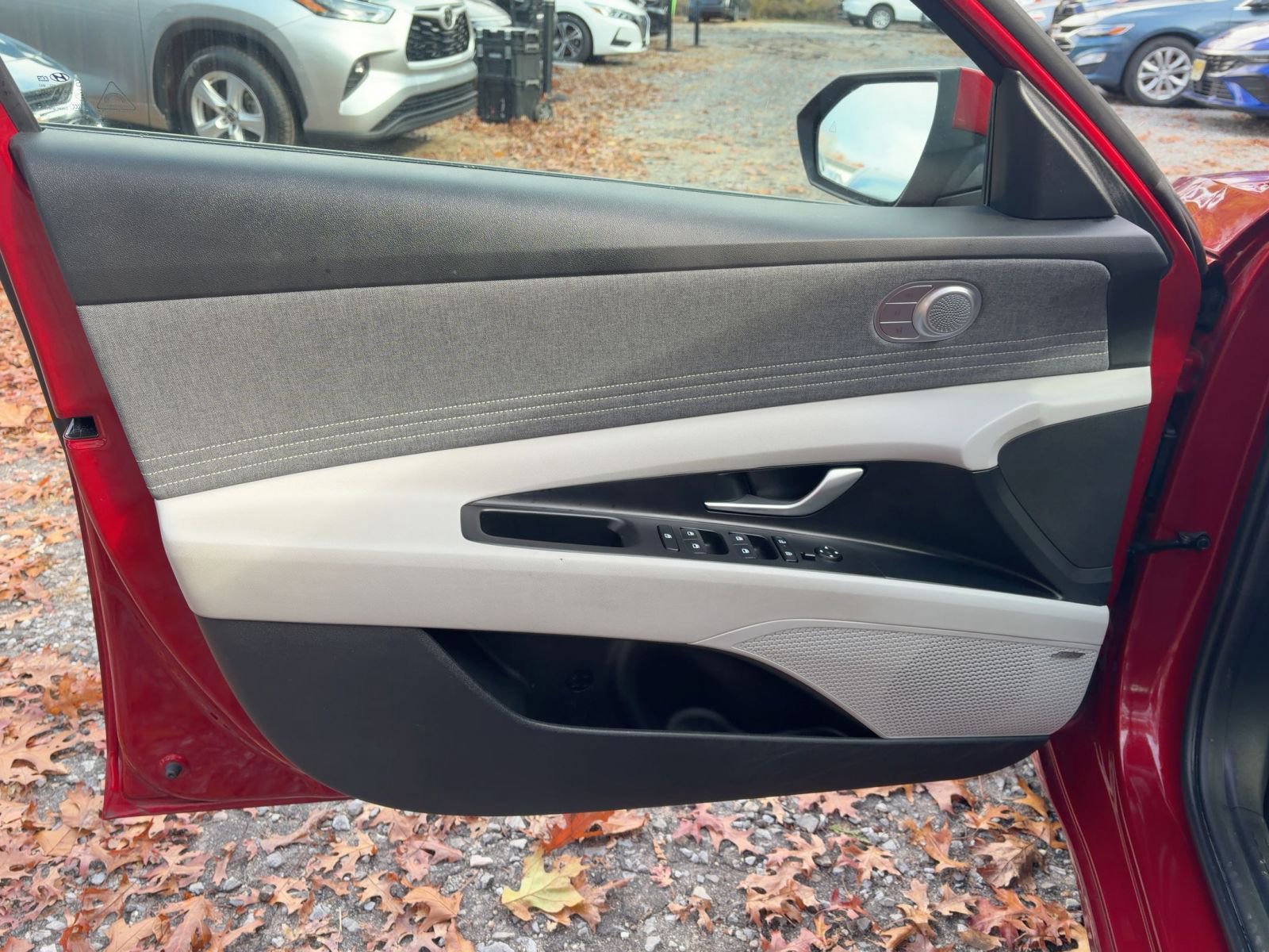 Thumbnail: 2025 Hyundai Elantra - 27