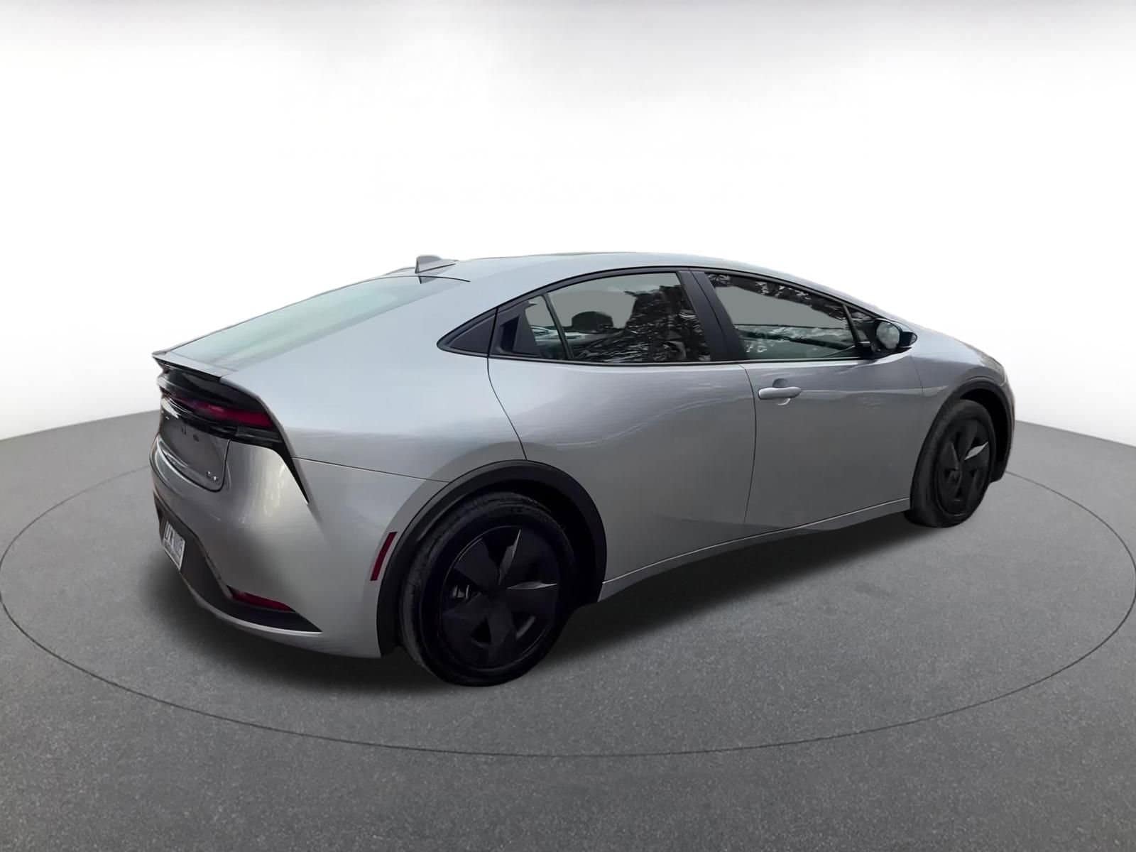 Thumbnail: 2025 Toyota Prius - 15