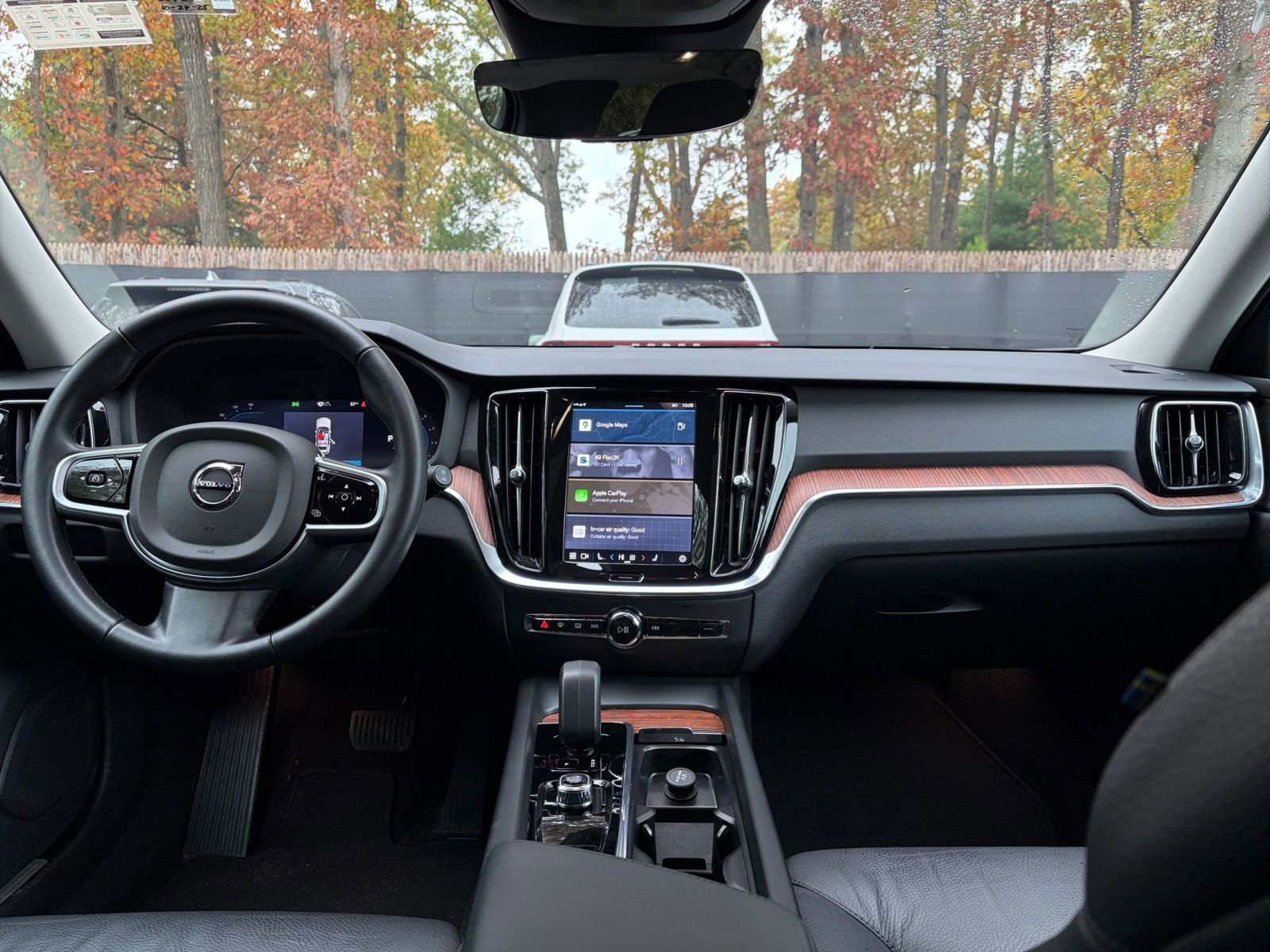 Thumbnail: 2025 Volvo S60 - 32