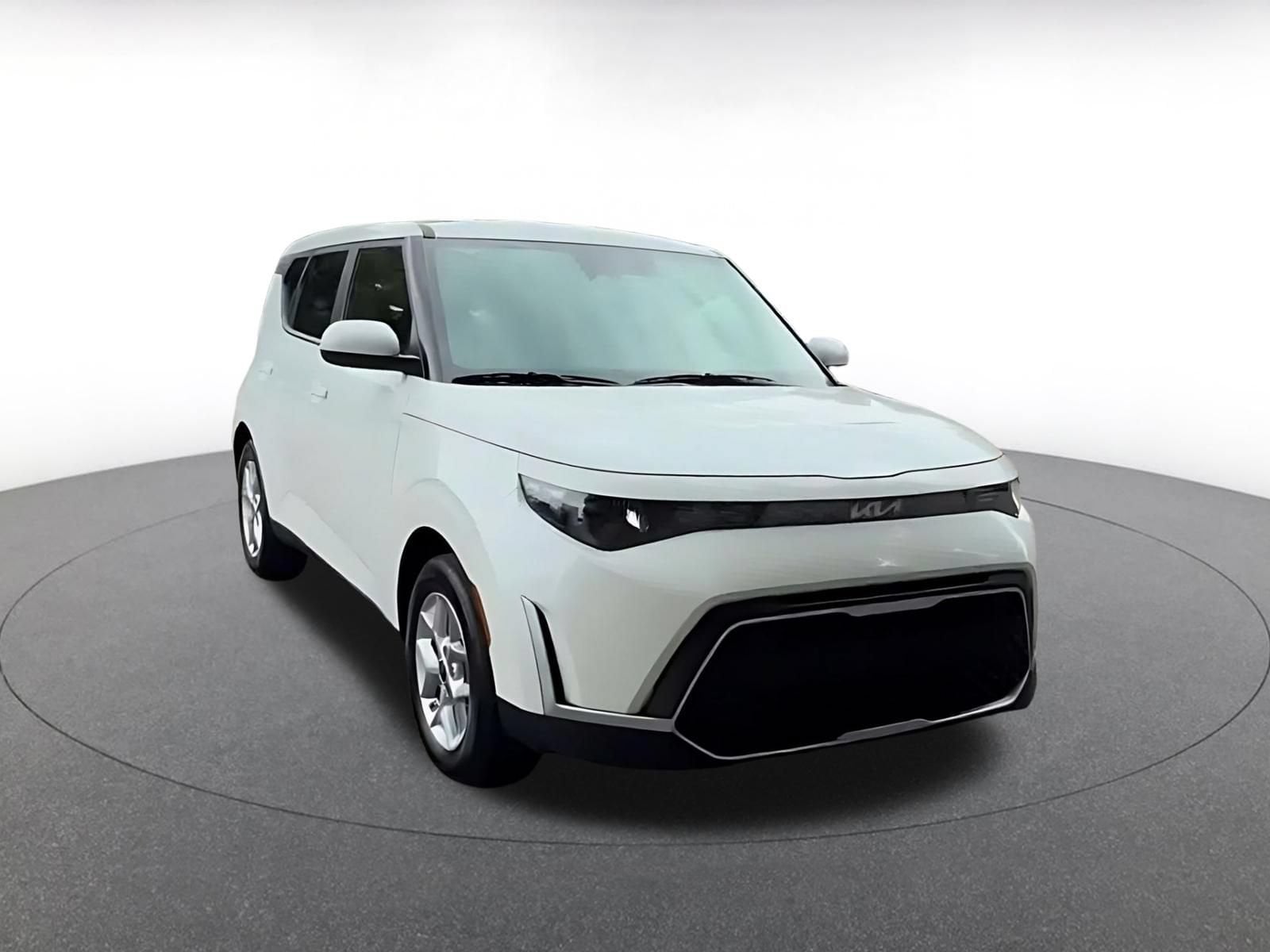 Thumbnail: 2025 Kia Soul - 3