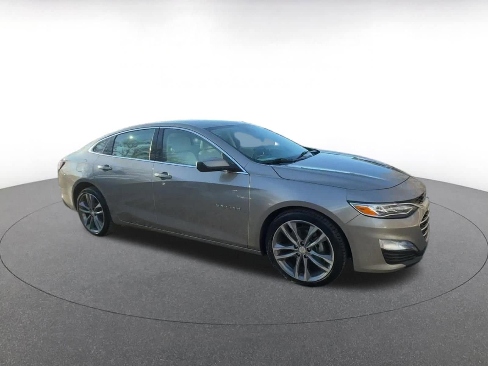 2024 Chevrolet Malibu LT 2