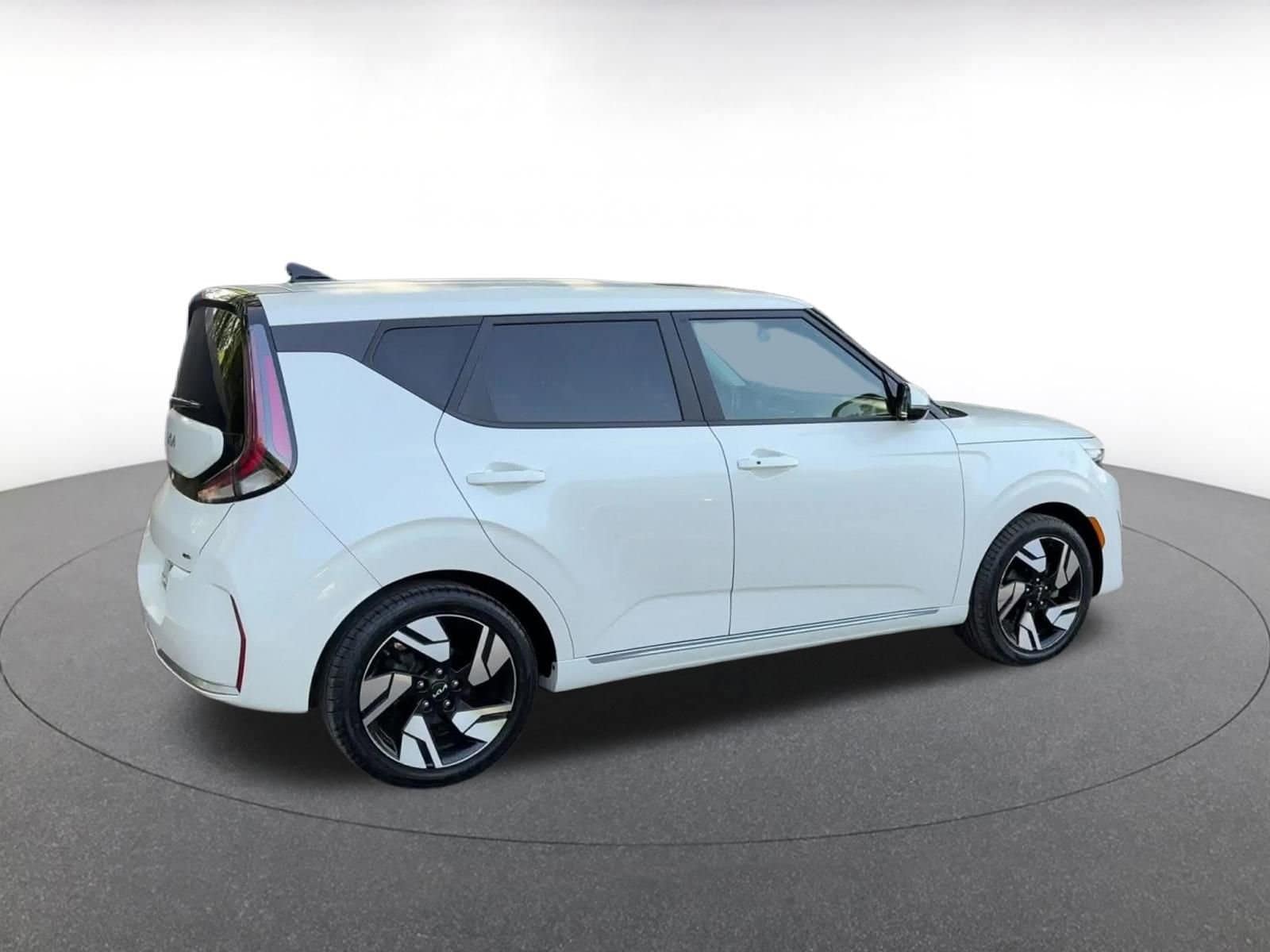 Thumbnail: 2023 Kia Soul - 15