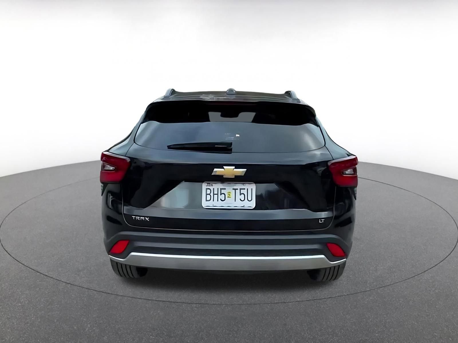 Thumbnail: 2025 Chevrolet Trax - 12