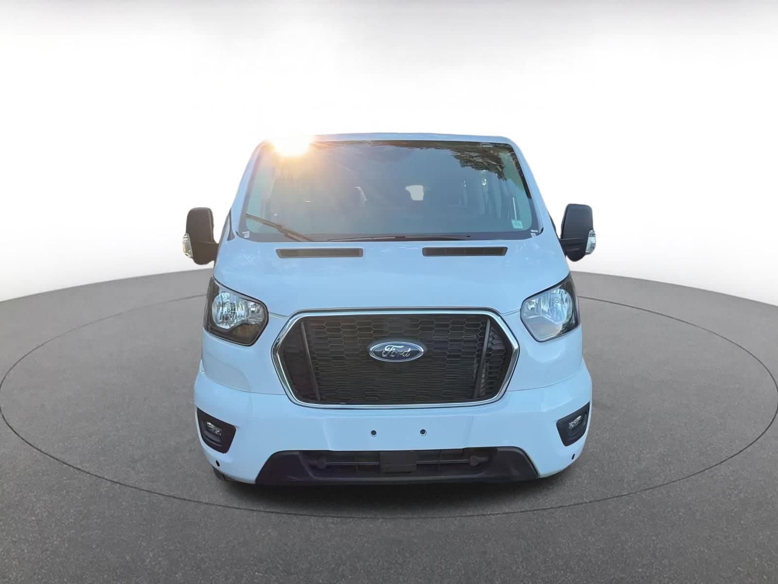 Thumbnail: 2024 Ford Econoline - 4