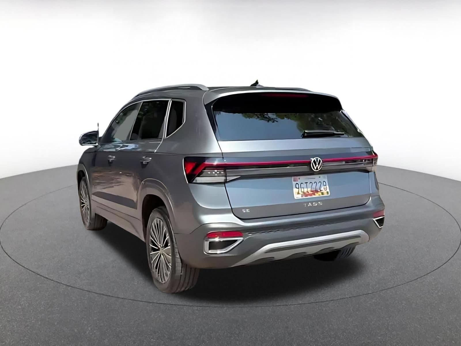 Thumbnail: 2026 Volkswagen Taos - 11