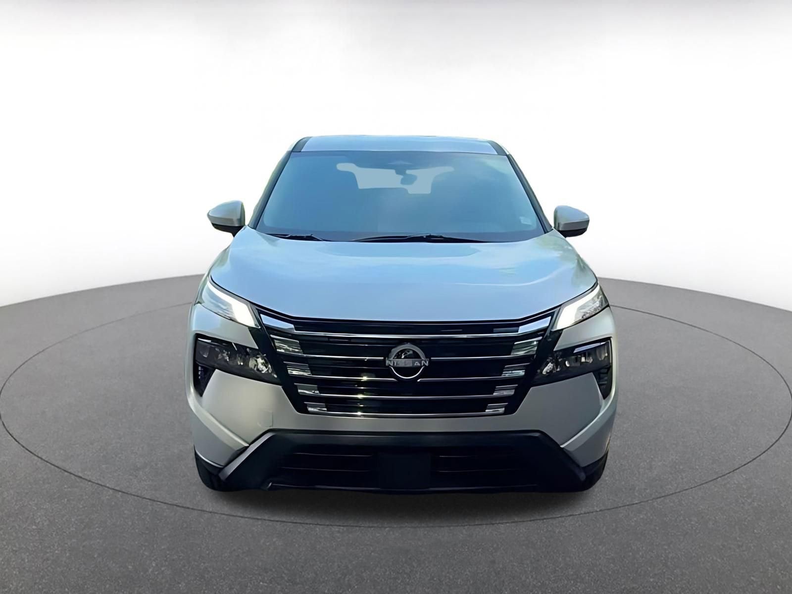 Thumbnail: 2025 Nissan Rogue - 4