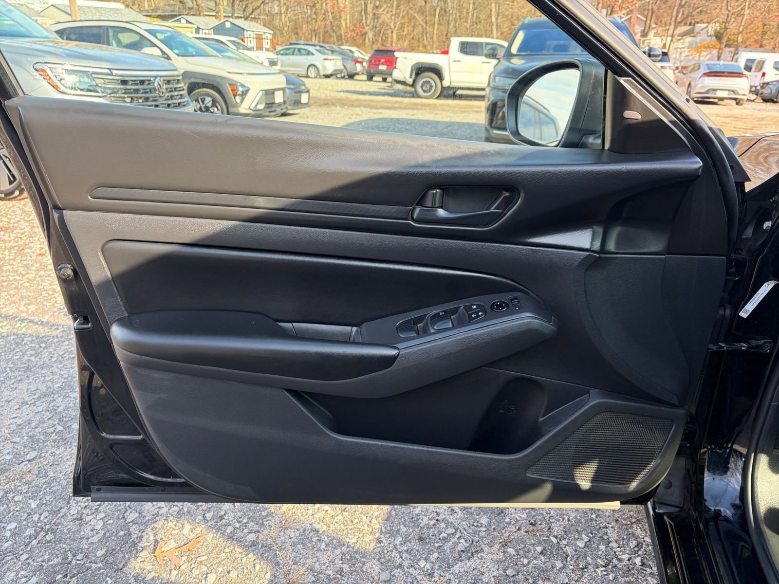 Thumbnail: 2024 Nissan Altima - 20