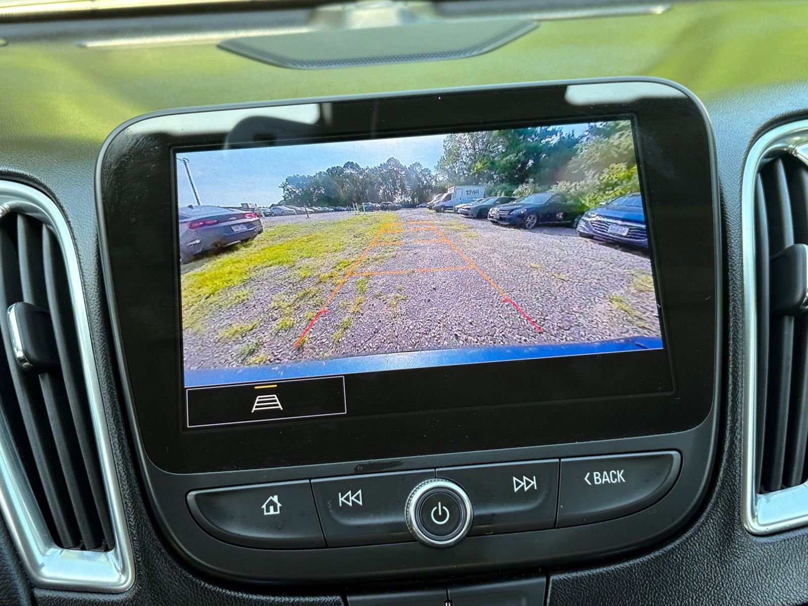 Thumbnail: 2024 Chevrolet Malibu - 17