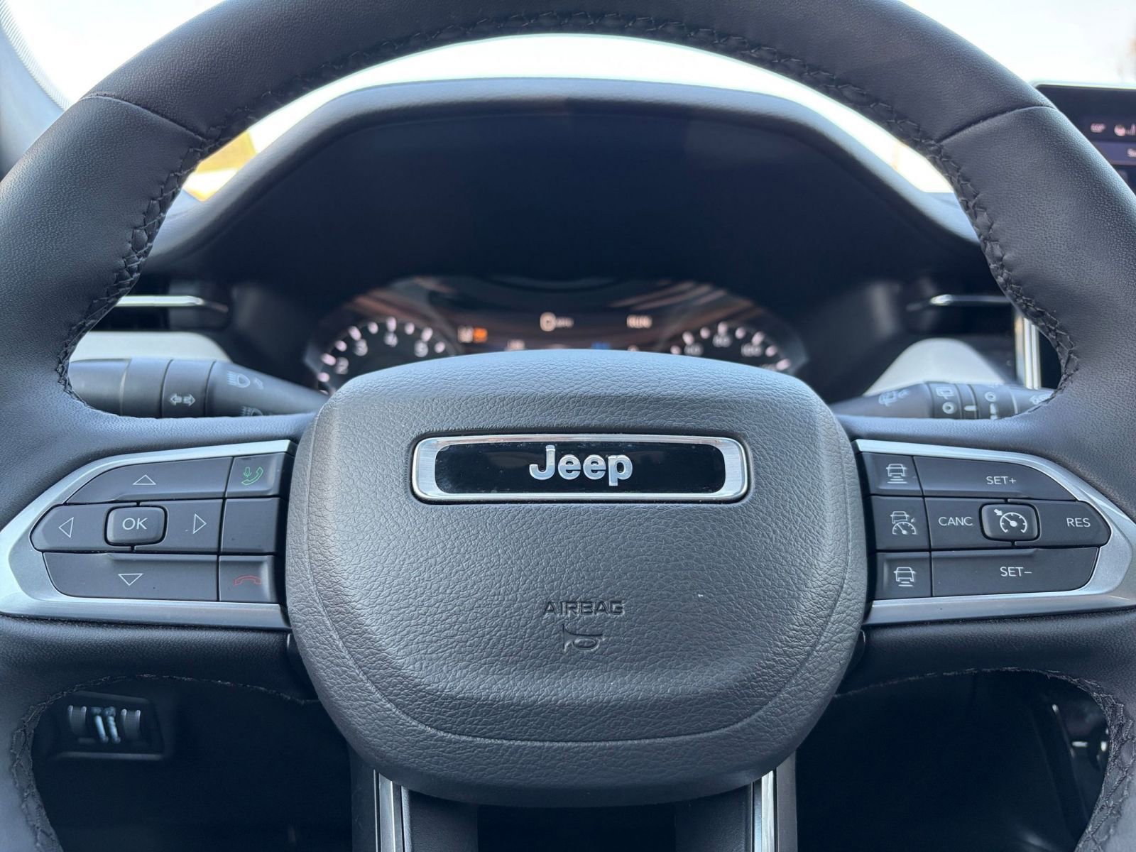 Thumbnail: 2025 Jeep Compass - 29