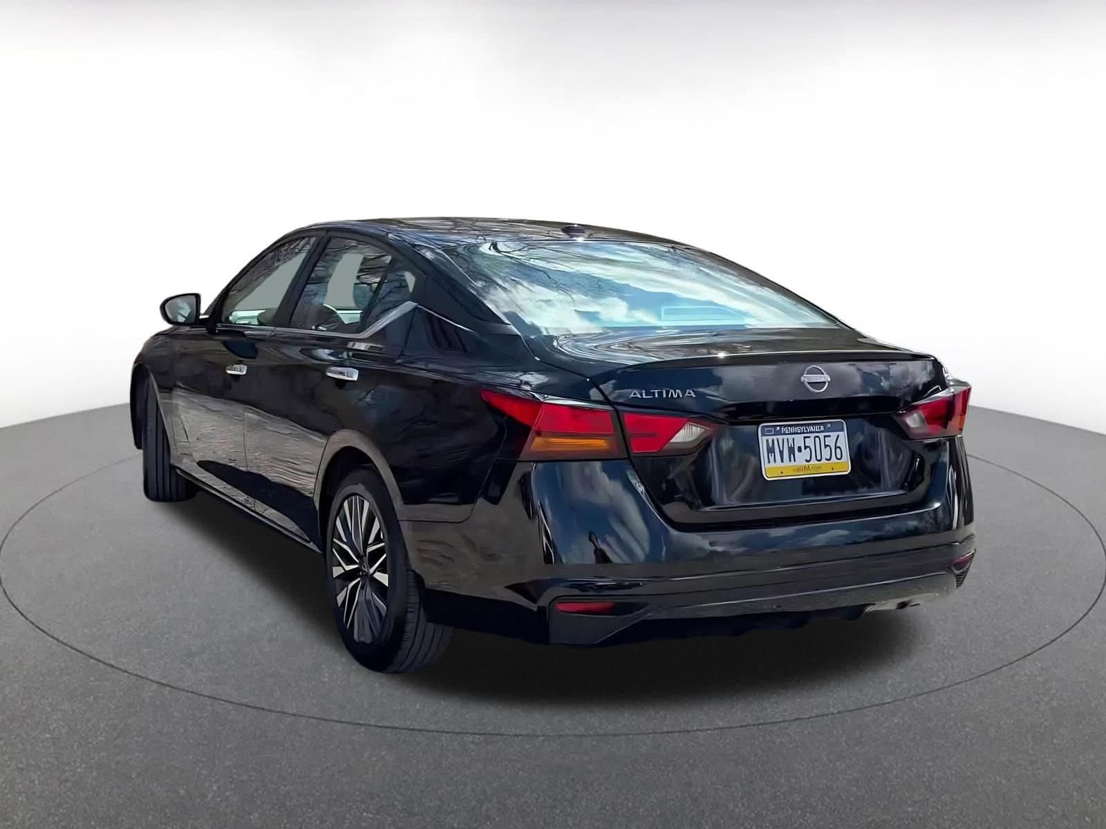 Thumbnail: 2025 Nissan Altima - 11