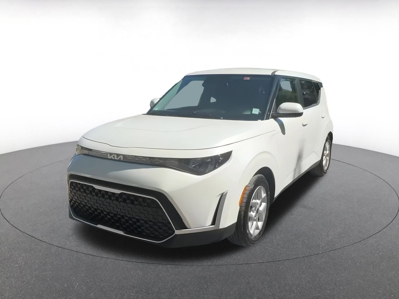 Thumbnail: 2024 Kia Soul - 6