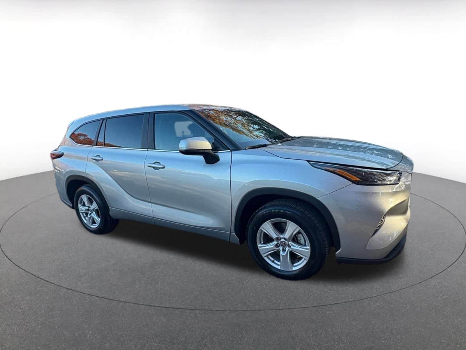 Thumbnail: 2025 Toyota Highlander - 1