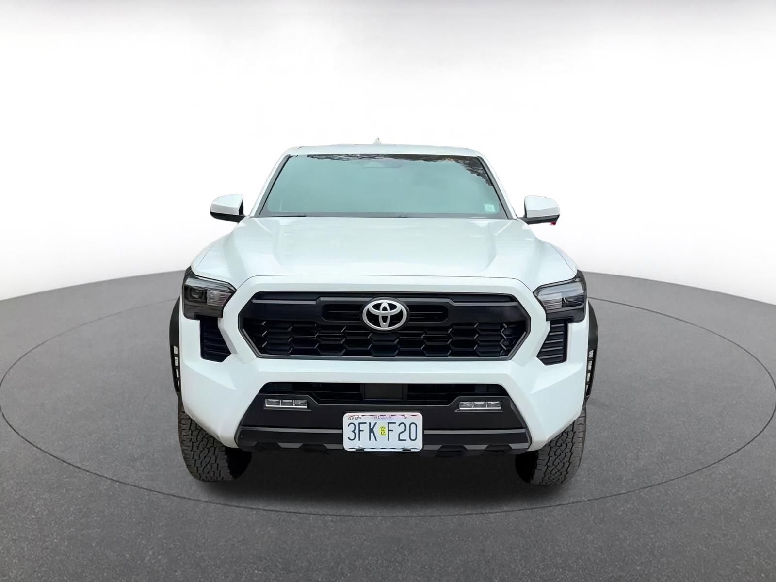 Thumbnail: 2025 Toyota Tacoma - 4