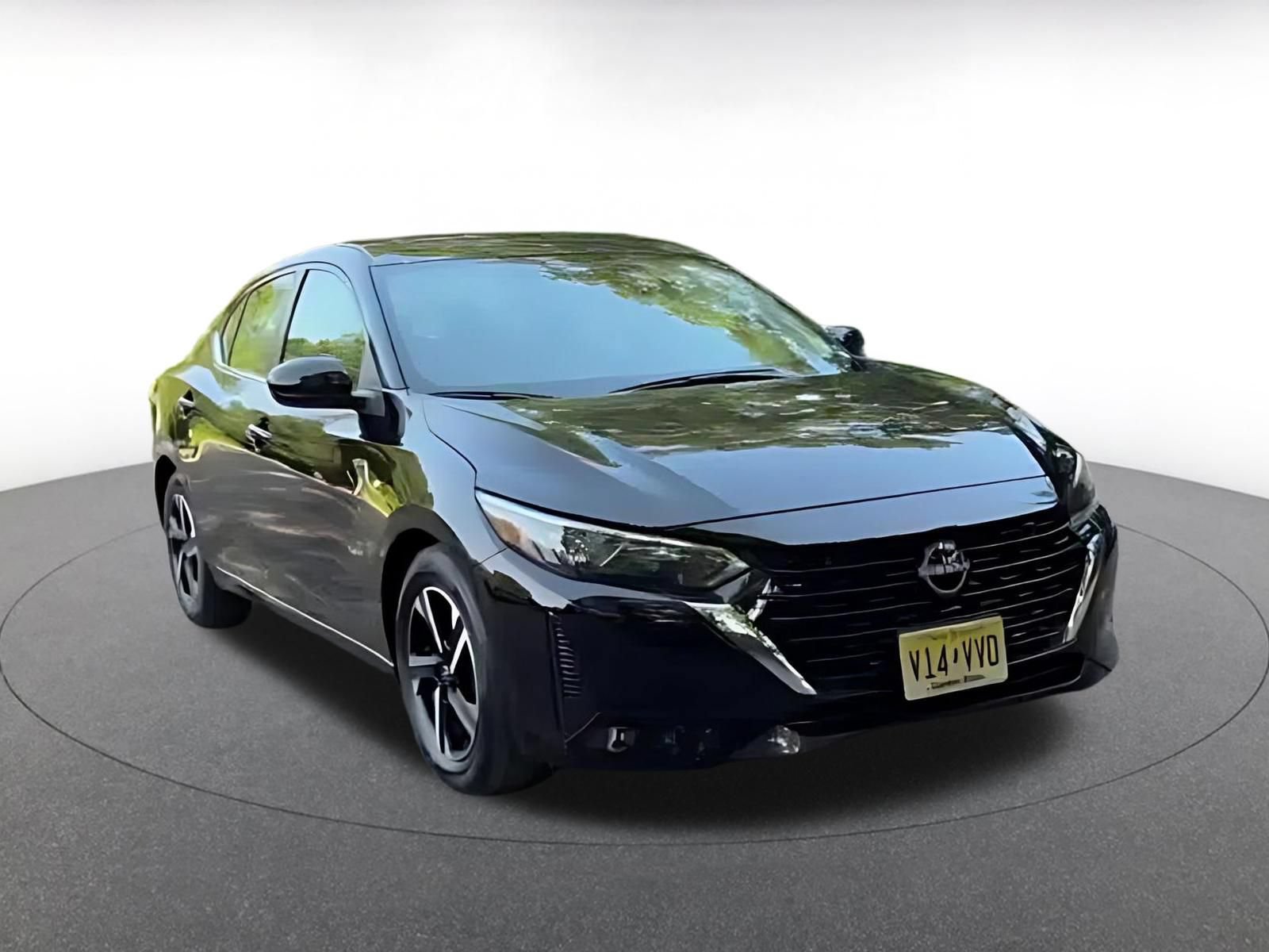 Thumbnail: 2025 Nissan Sentra - 3