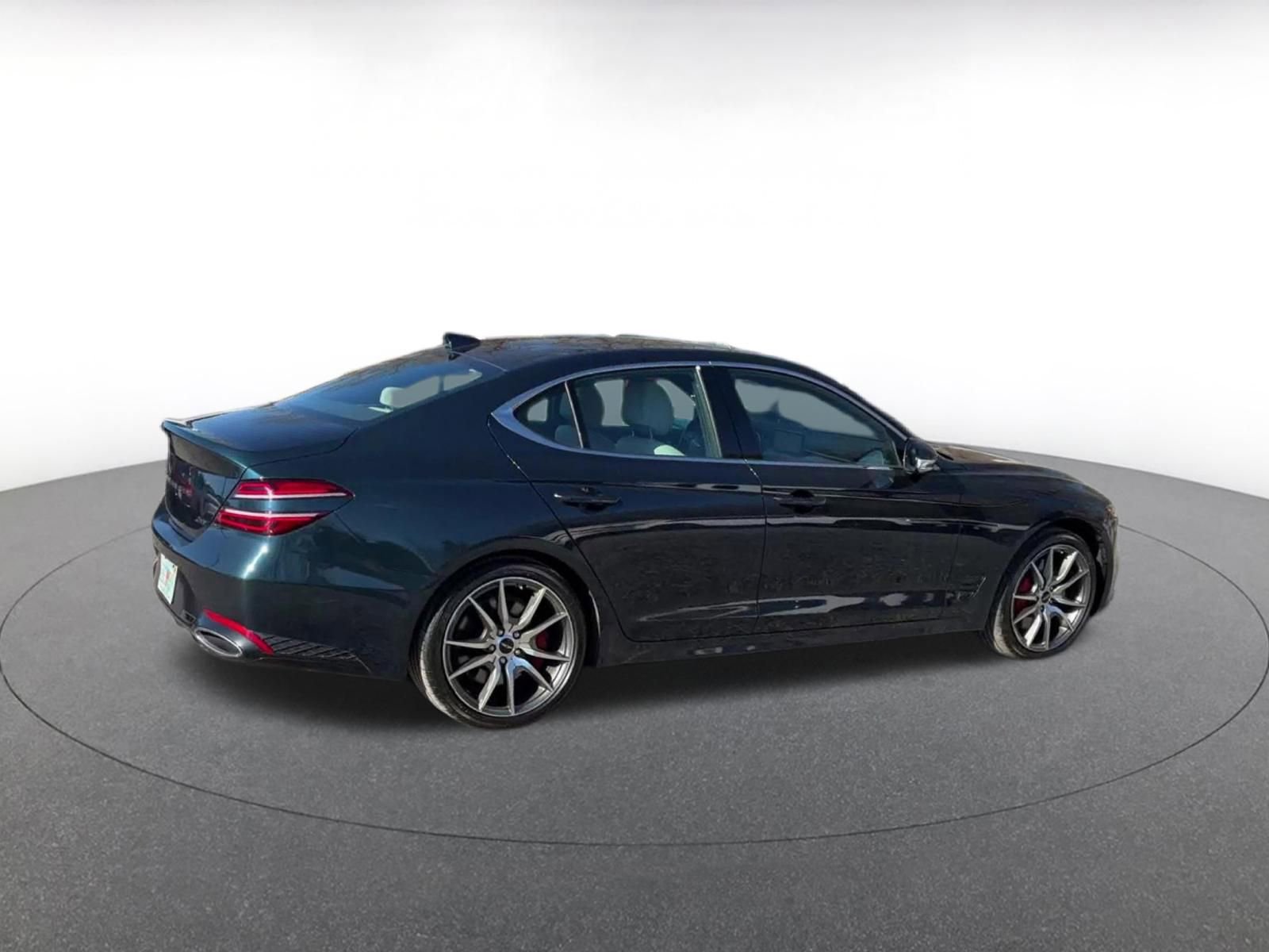 Thumbnail: 2025 Genesis G70 - 15