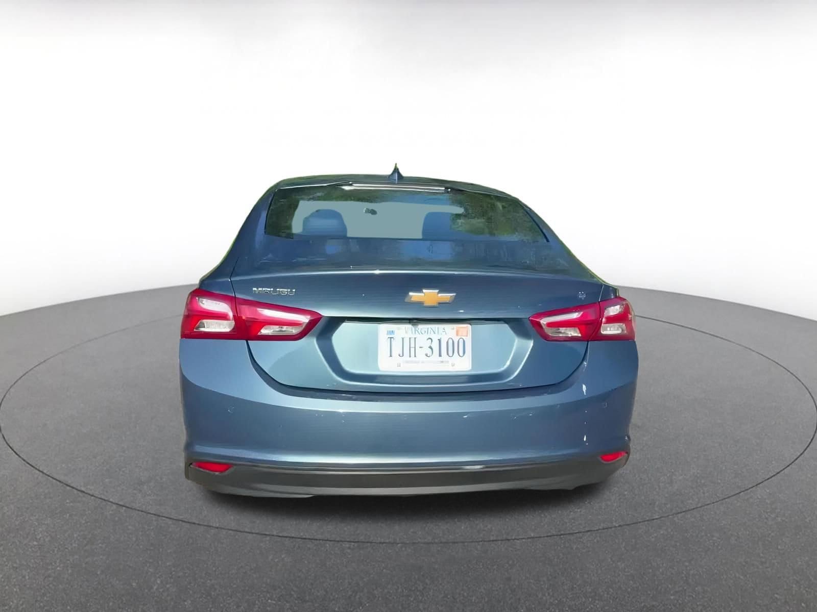 Thumbnail: 2024 Chevrolet Malibu - 12