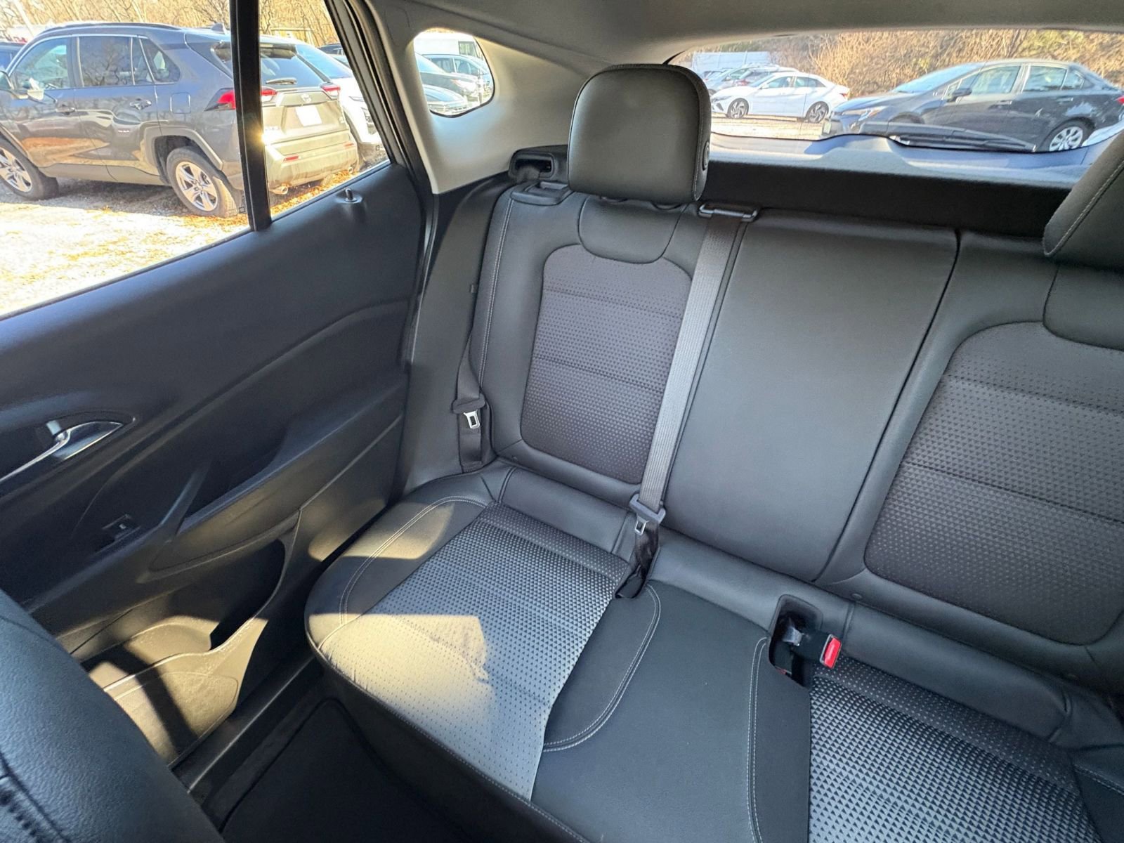 Thumbnail: 2025 Chevrolet Trax - 35