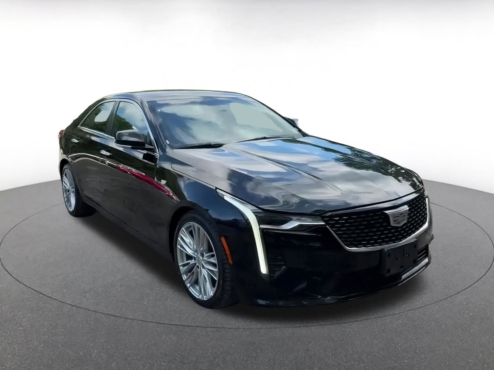 Thumbnail: 2023 Cadillac CT4 - 3