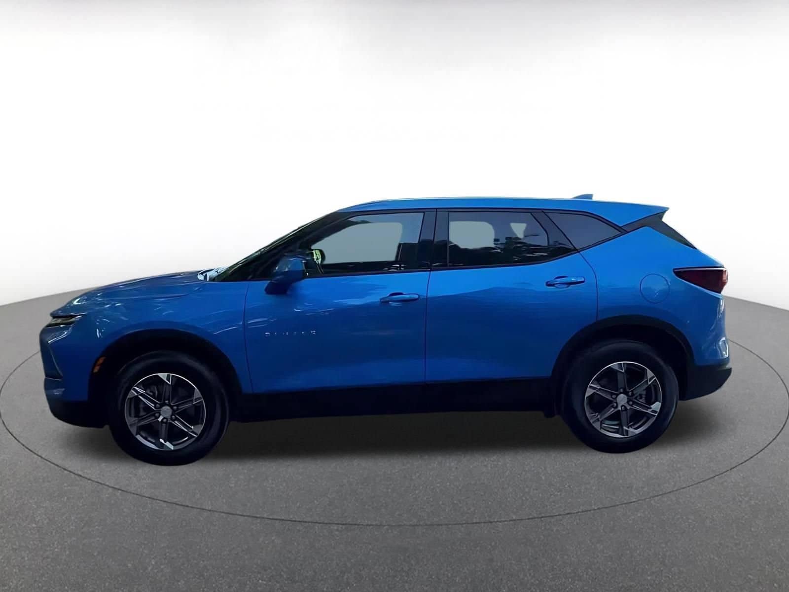 Thumbnail: 2025 Chevrolet Blazer - 9