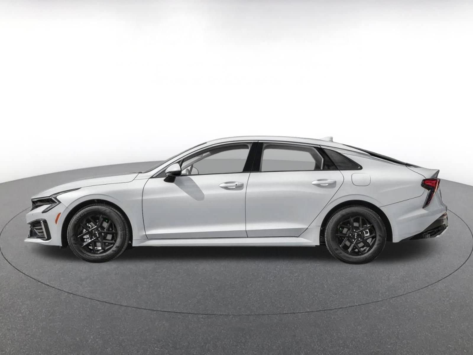 Thumbnail: 2025 Kia K5 - 3