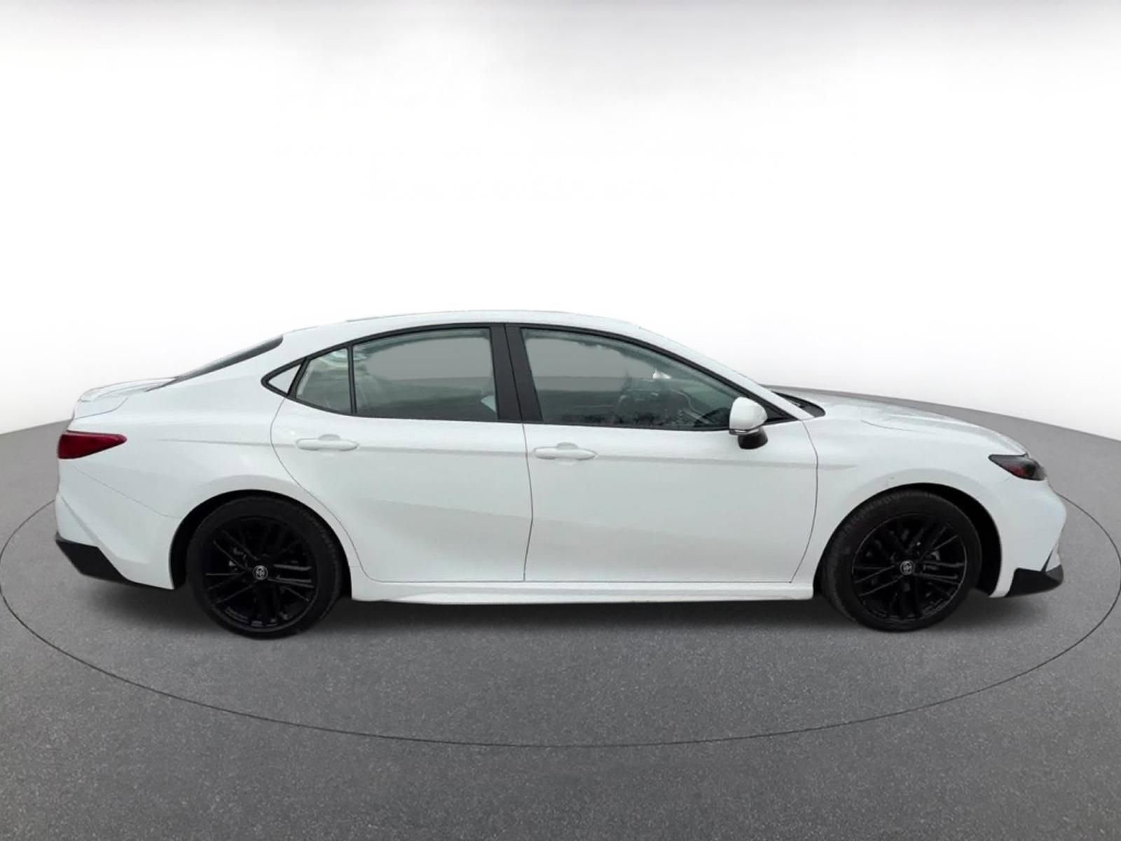 Thumbnail: 2025 Toyota Camry - 16