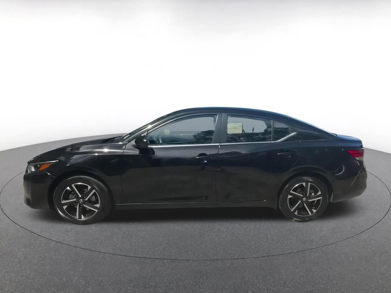 Thumbnail: 2024 Nissan Sentra - 8