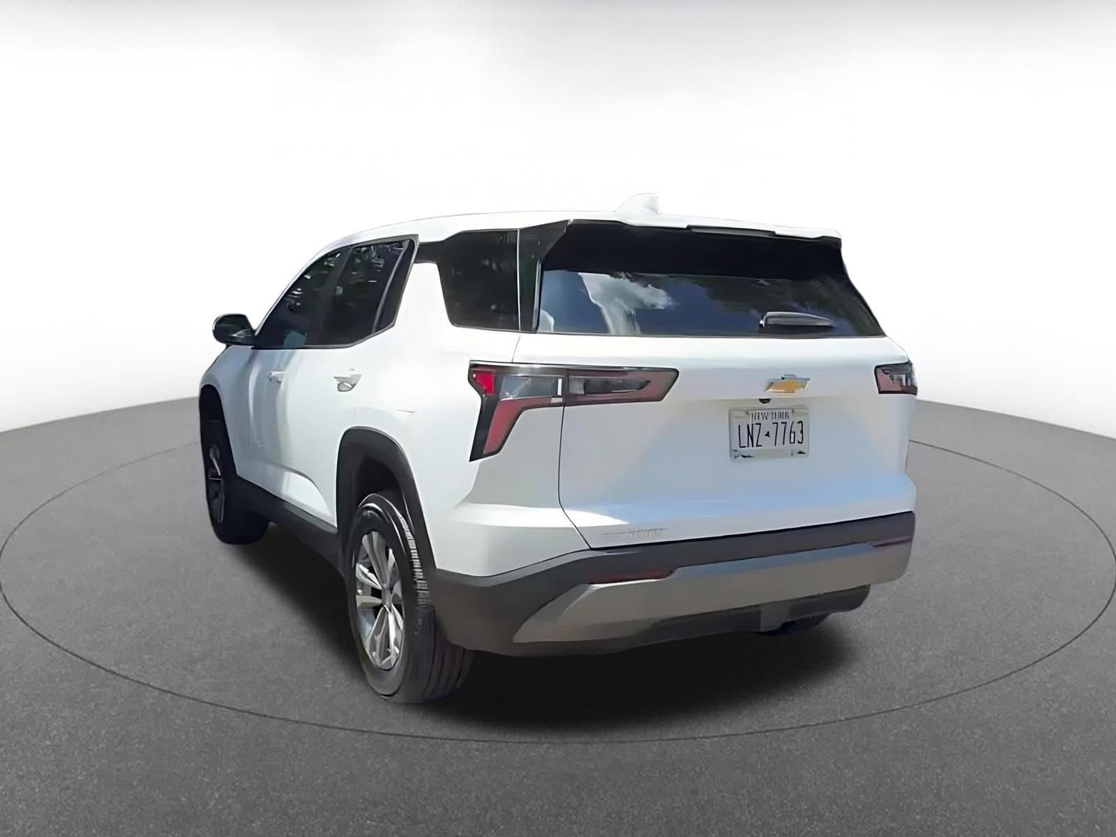 Thumbnail: 2025 Chevrolet Equinox - 11