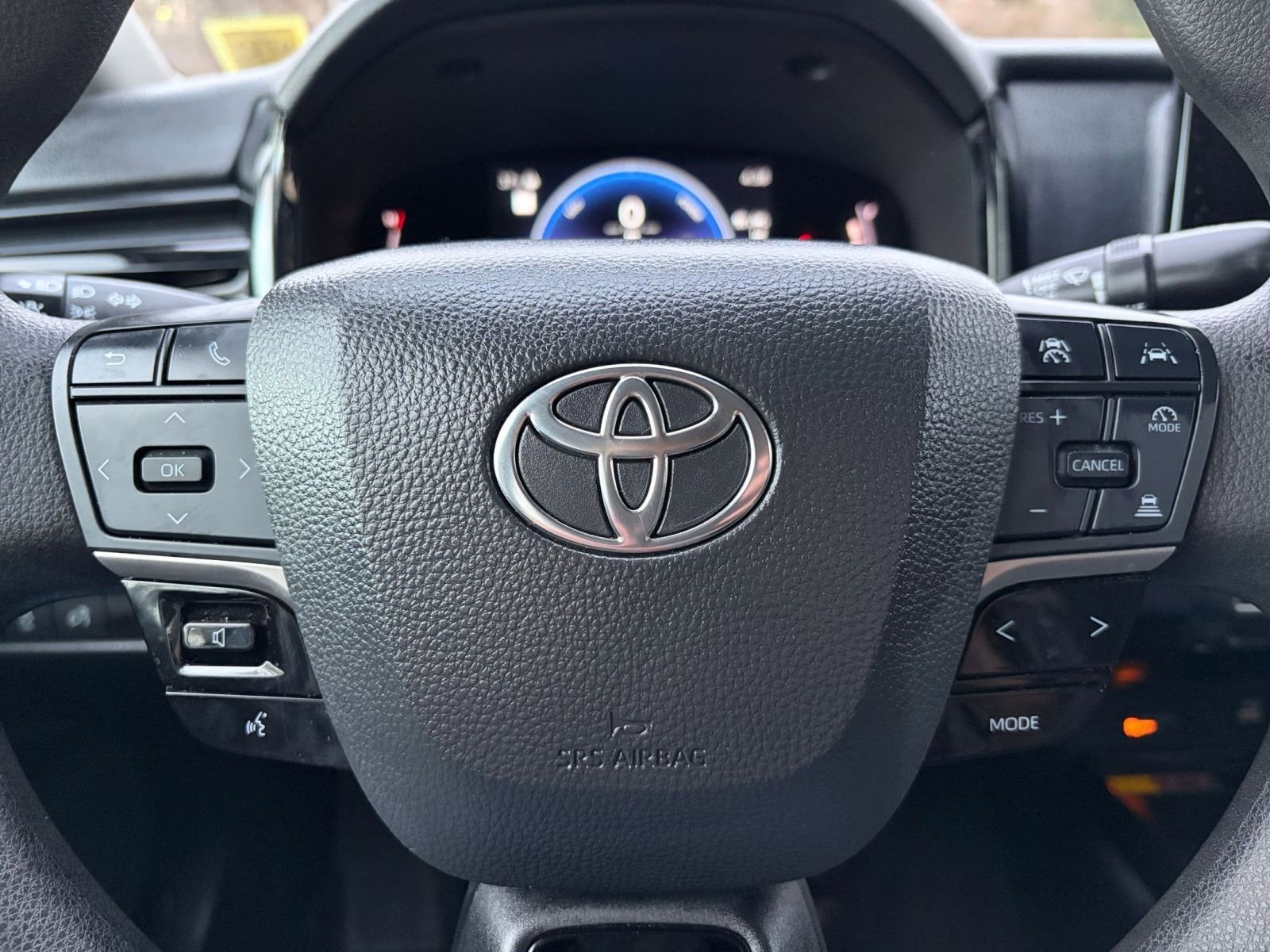 Thumbnail: 2025 Toyota Camry - 27