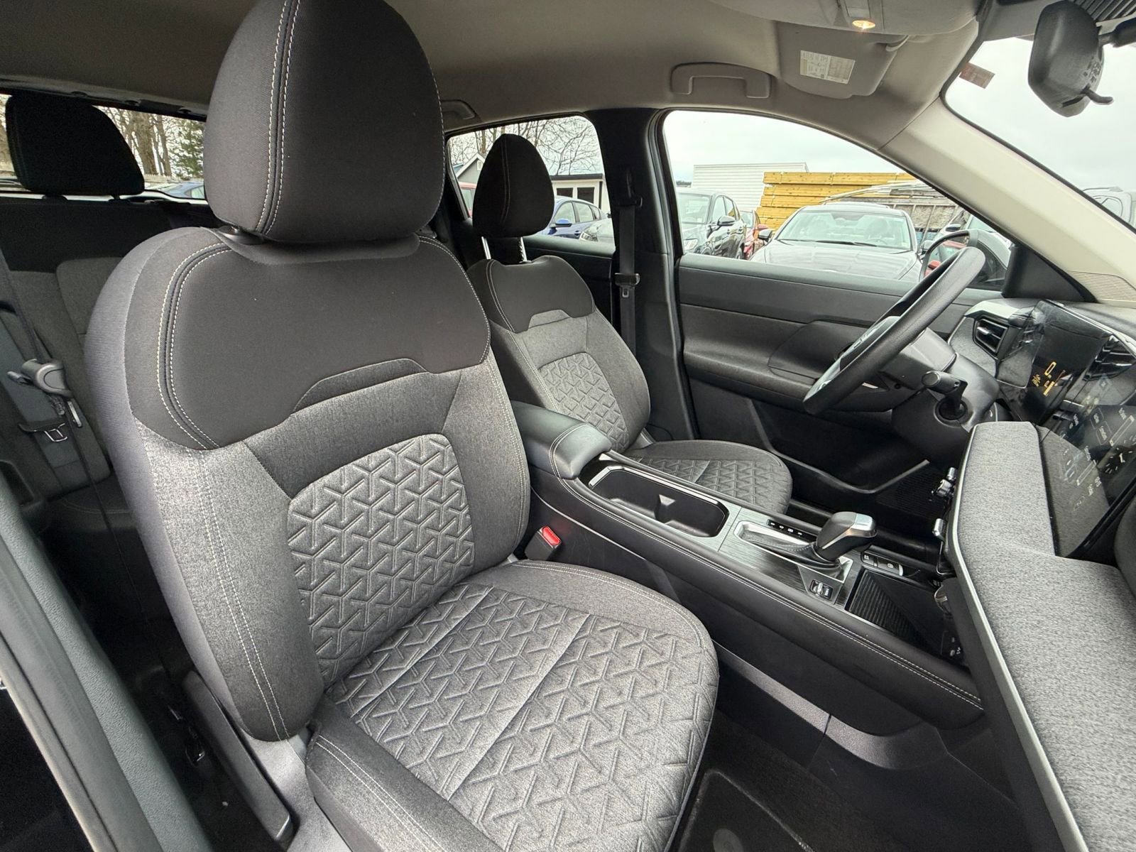 Thumbnail: 2025 Nissan Kicks - 34