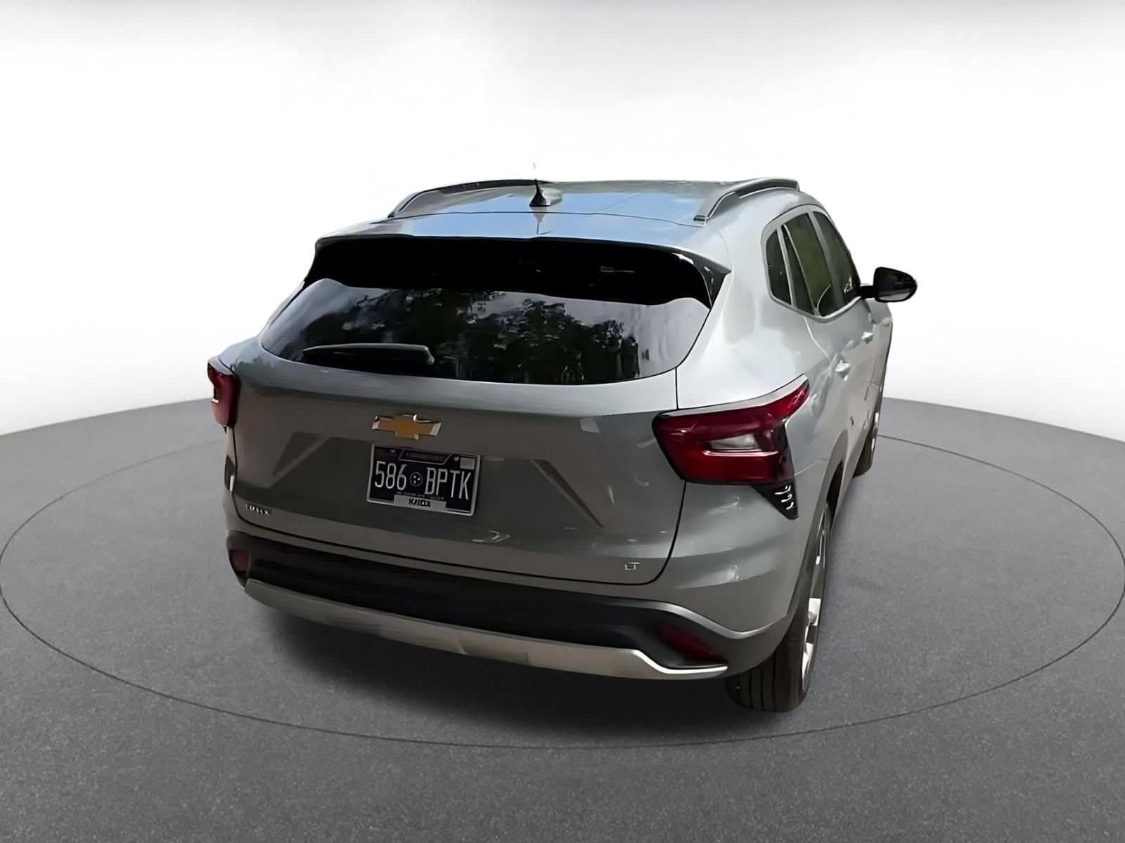 Thumbnail: 2025 Chevrolet Trax - 14