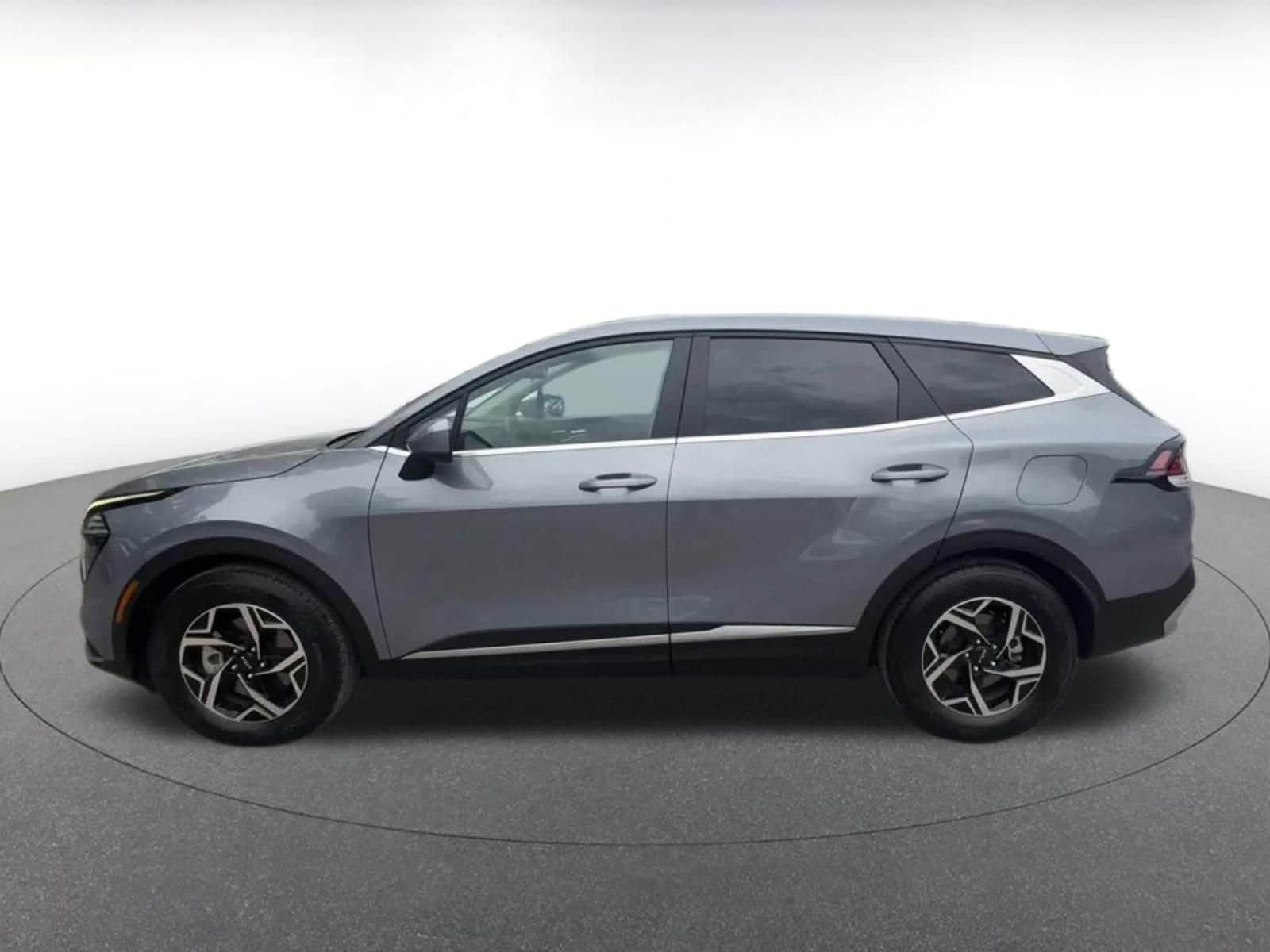 Thumbnail: 2025 Kia Sportage - 9