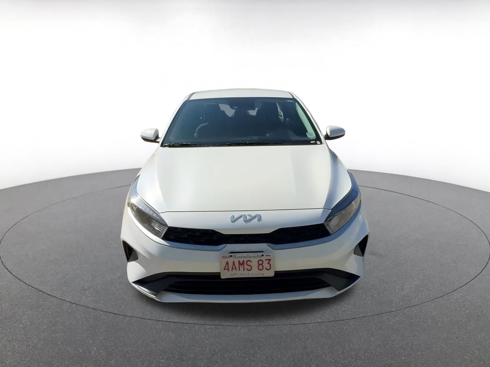 Thumbnail: 2024 Kia Forte - 4