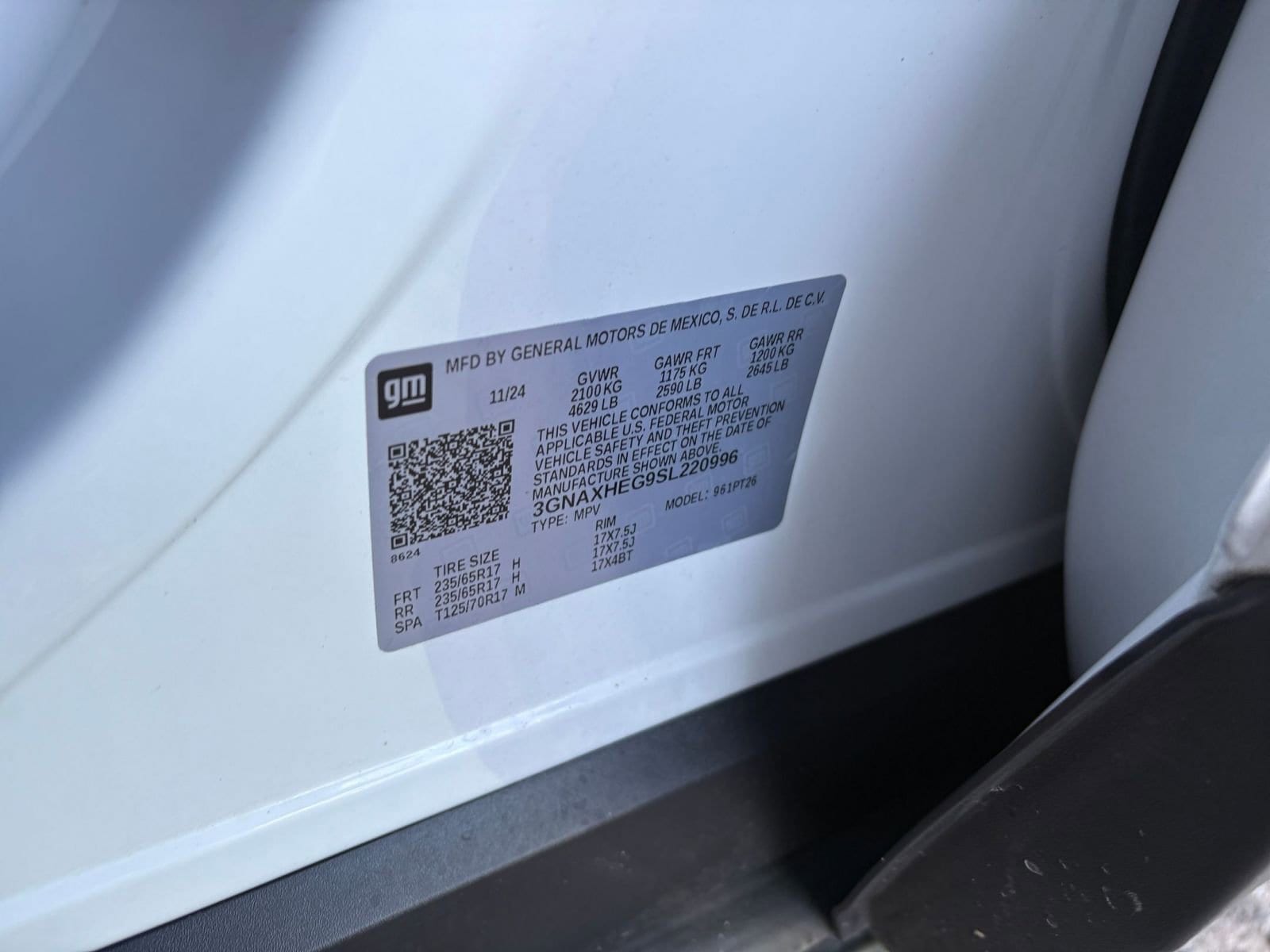 Thumbnail: 2025 Chevrolet Equinox - 24