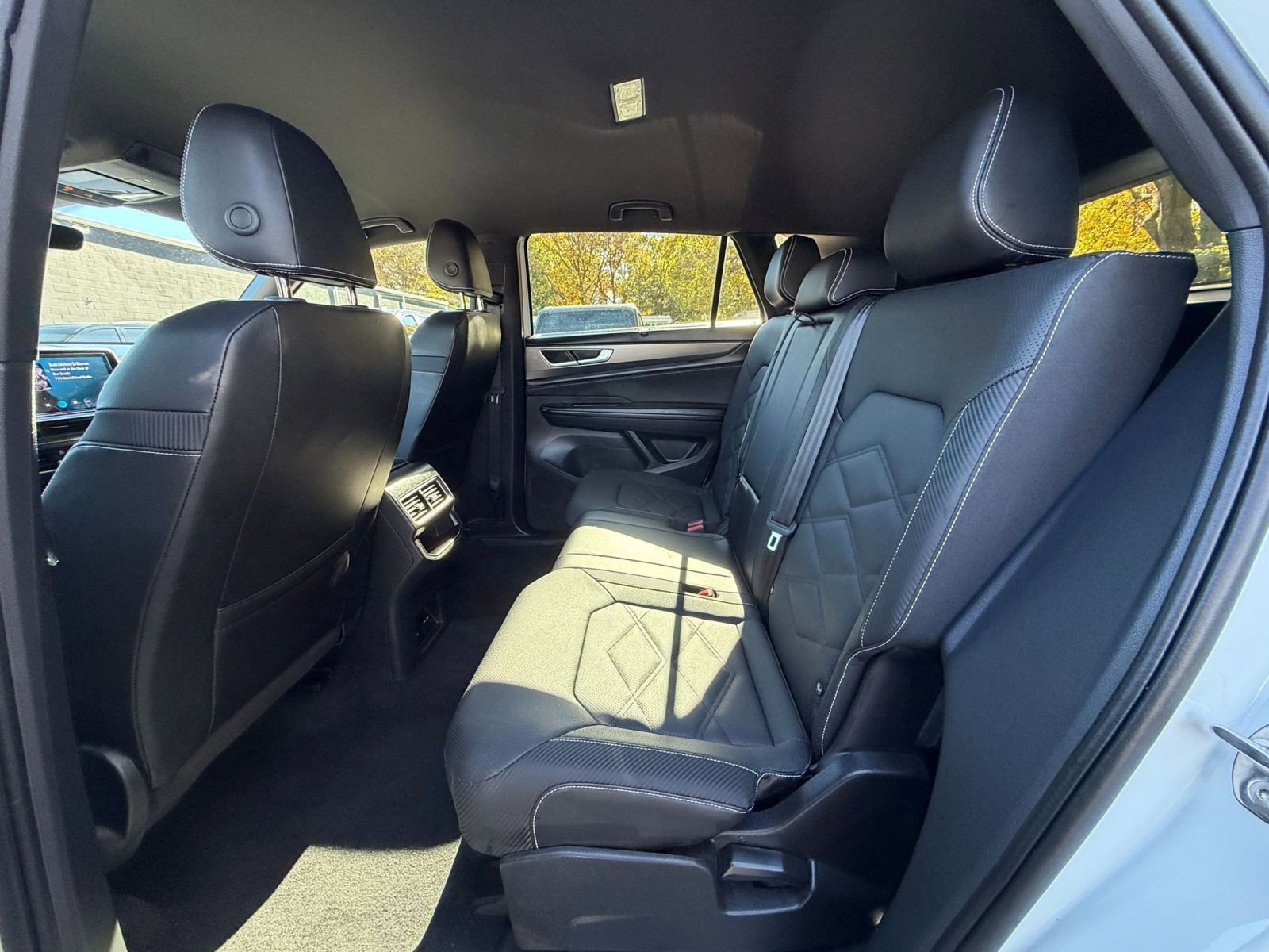 Thumbnail: 2025 Volkswagen Atlas - 25