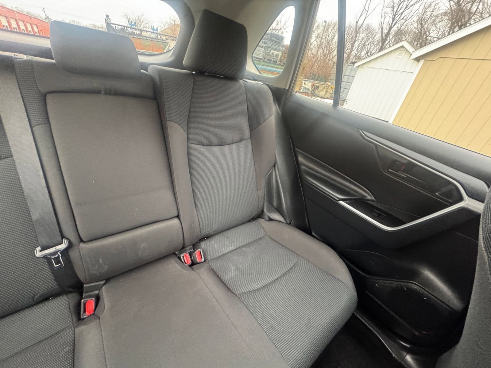 Thumbnail: 2025 Toyota RAV4 - 33