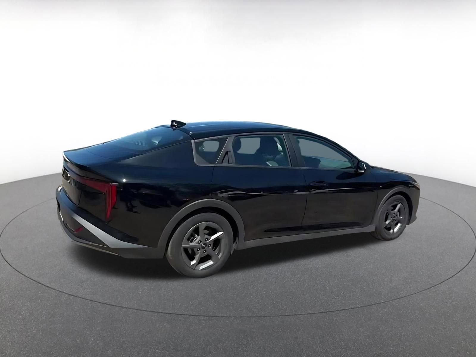 Thumbnail: 2025 Kia K4 - 12