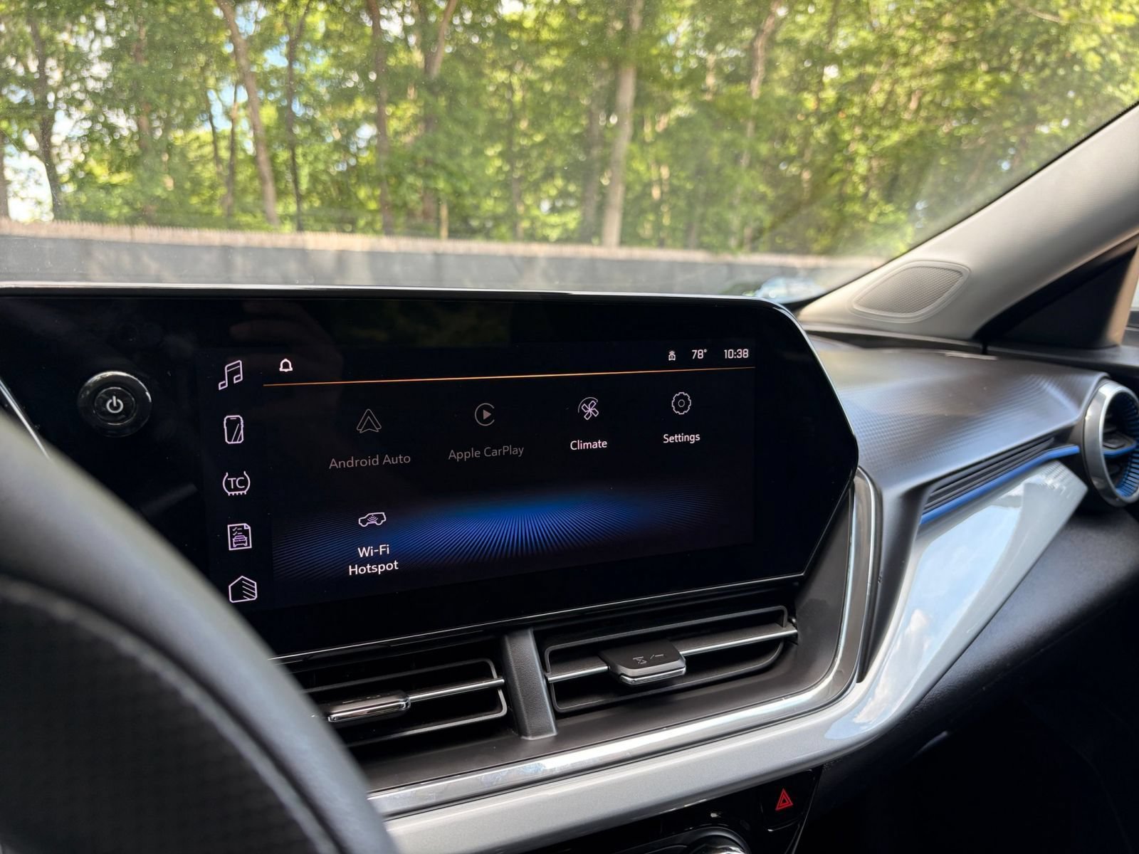 Thumbnail: 2025 Chevrolet Trax - 20