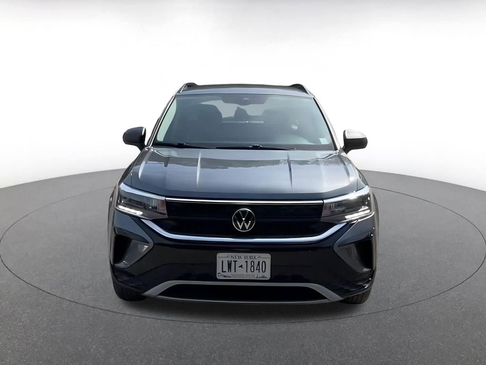 Thumbnail: 2024 Volkswagen Taos - 4
