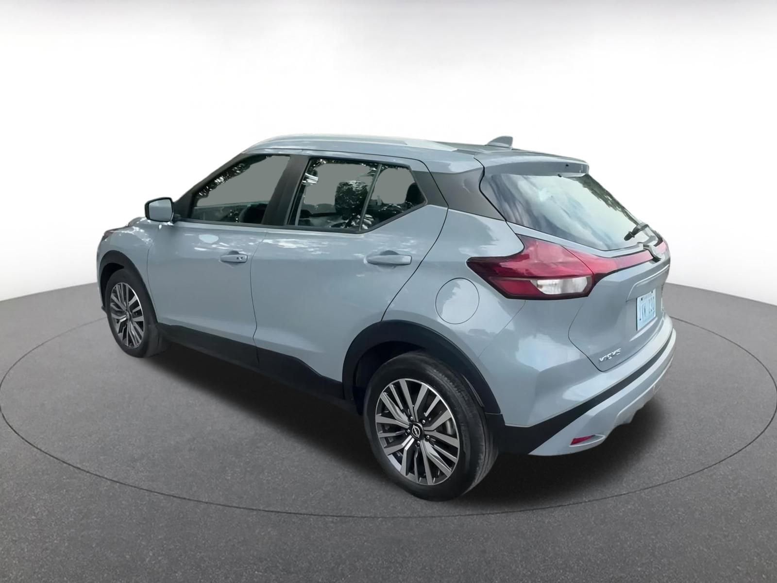 Thumbnail: 2024 Nissan Kicks - 10