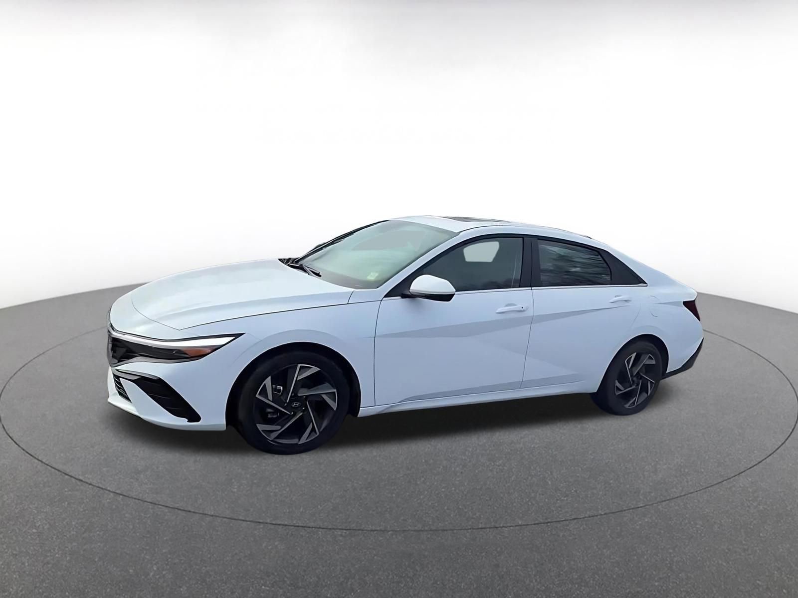 Thumbnail: 2025 Hyundai Elantra - 8