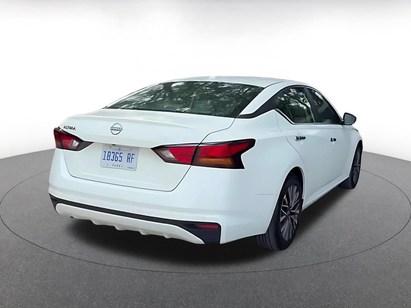 Thumbnail: 2025 Nissan Altima - 14