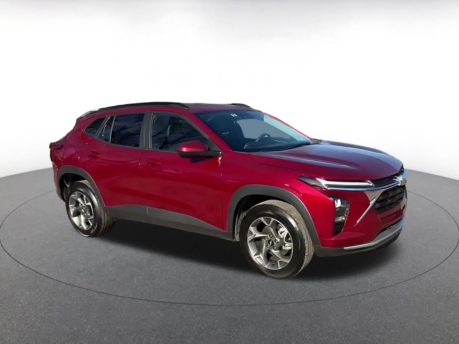 Thumbnail: 2025 Chevrolet Trax - 2