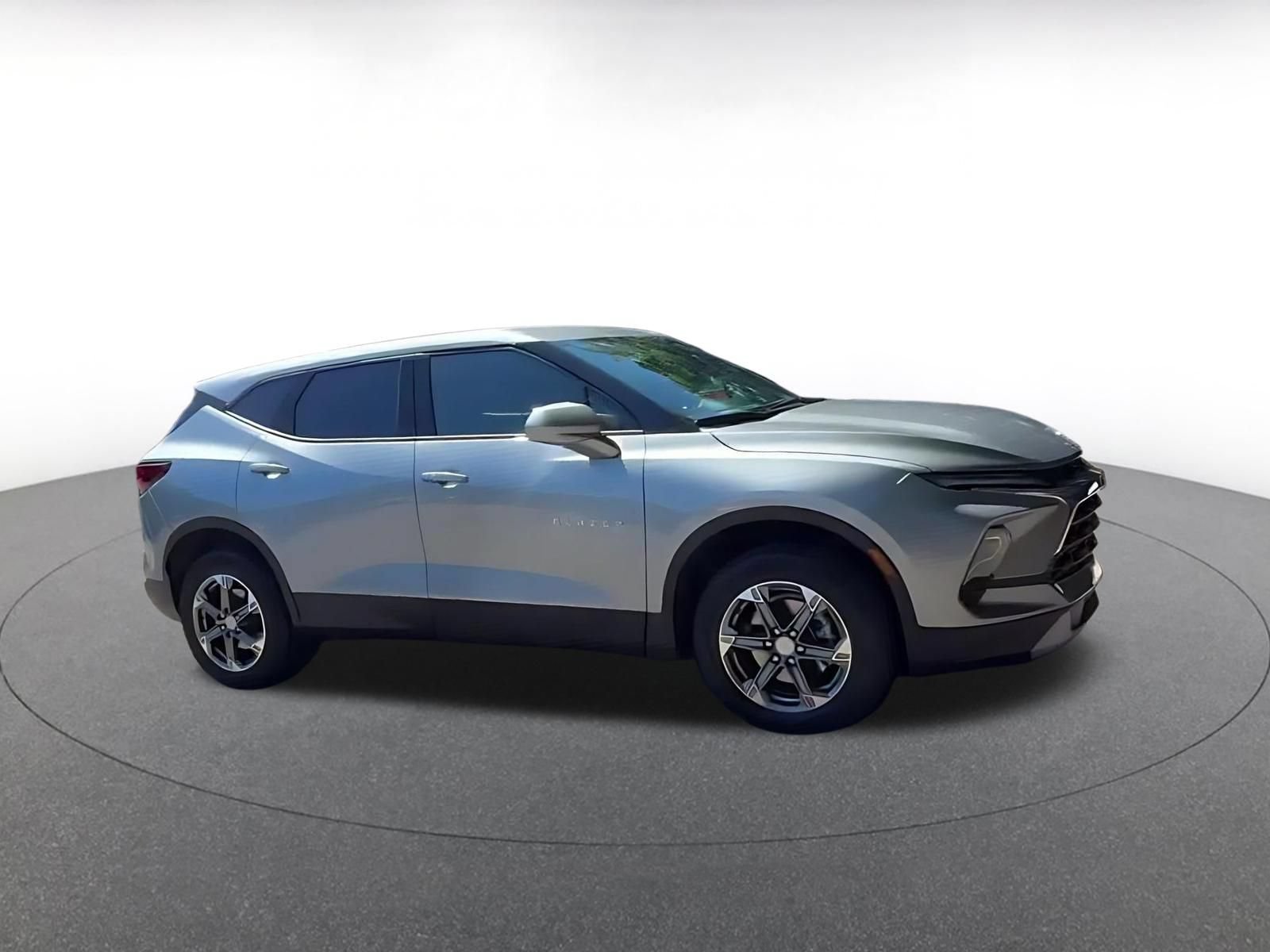 Thumbnail: 2025 Chevrolet Blazer - 2