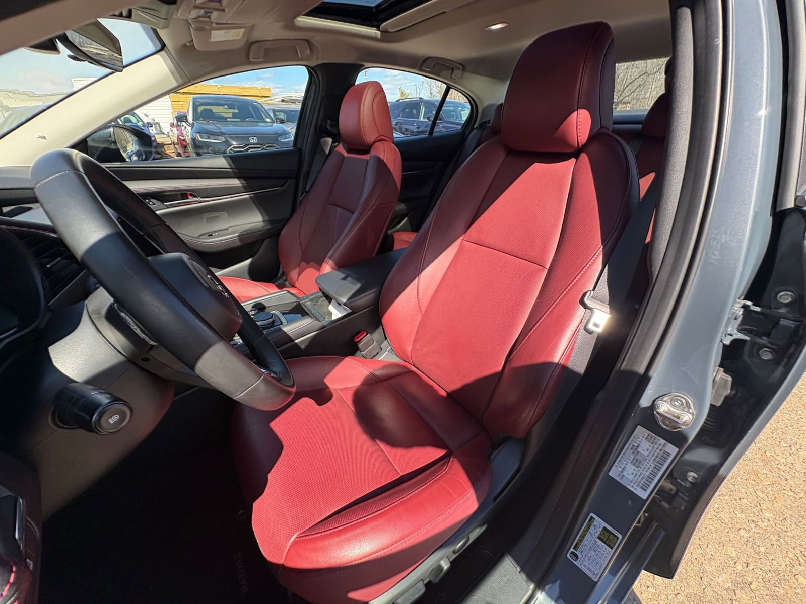 Thumbnail: 2025 Mazda Mazda3 - 33